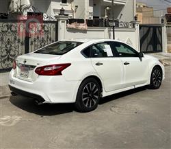 نيسان ألتيما